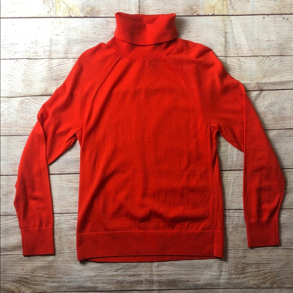 Banana Republic Women's Red Turtleneck Sweater